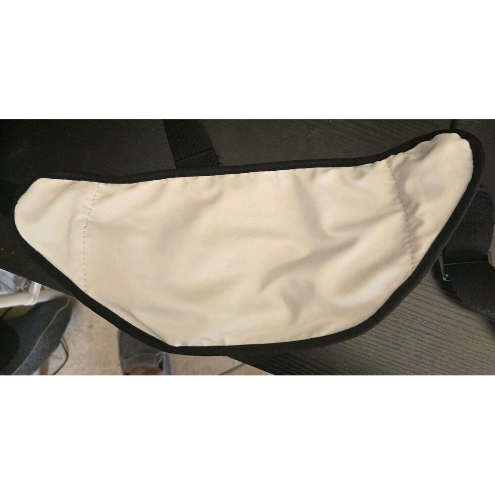 Robin Ruth New York Never Sleeps Fanny Pack Belt Bag White Black NYC Souvenir - Picture 5 of 5